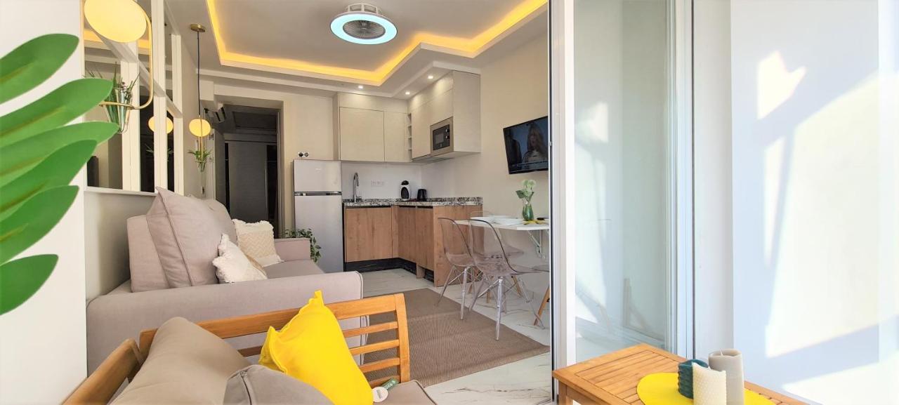 Apartment Linea De Playa Estepona Esterno foto